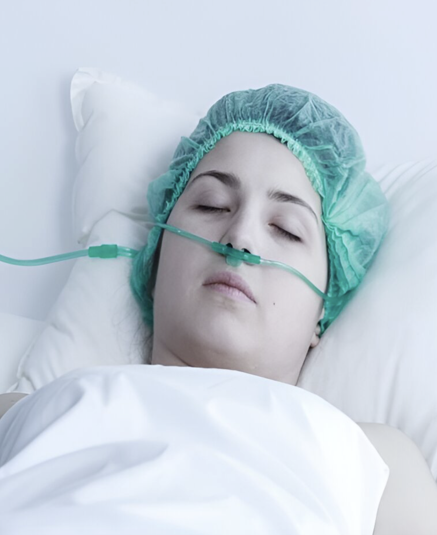 Coma Due to Poisoning: Caution Urged in Intubation